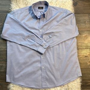 Men’s blue button up shirt
